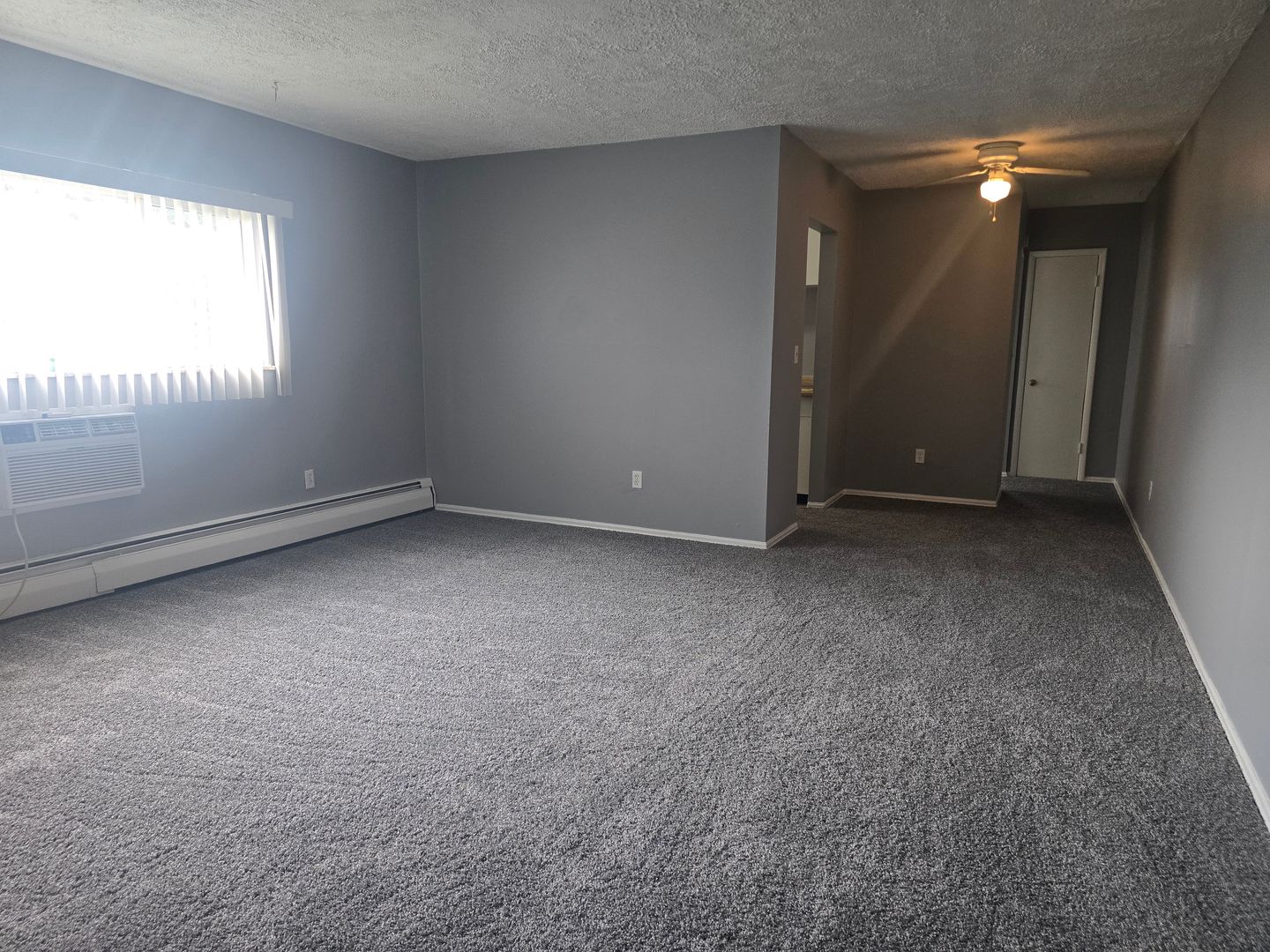 Milford Apartment: 904 Mohawk Trail