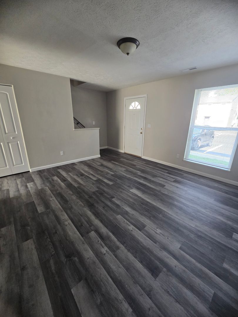 Erlanger Townhome: 3217 N. Talbot Ave.