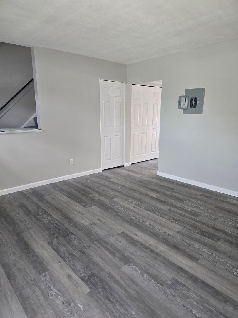 Erlanger Townhome: 3234 N. Talbot Ave.