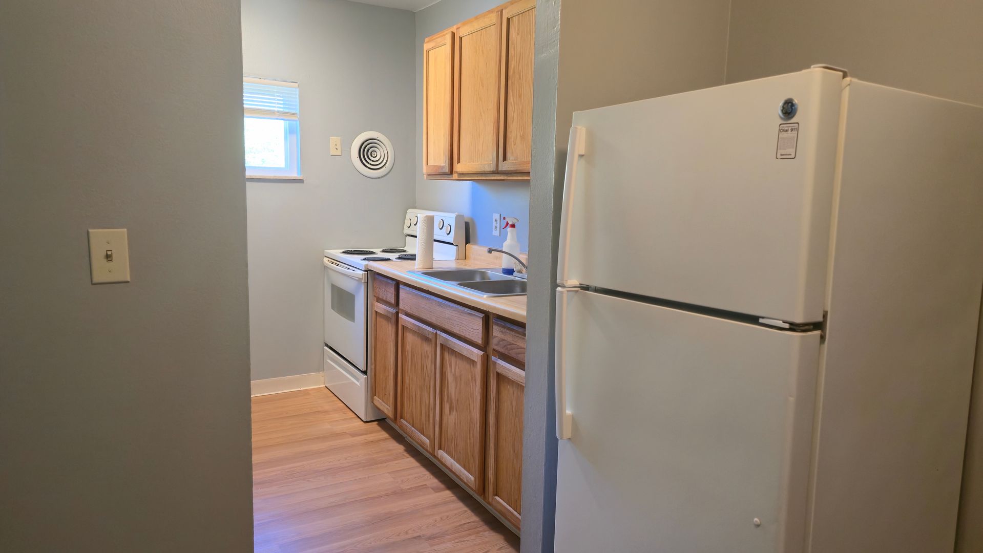 Milford Apartment: 904 Mohawk Trail