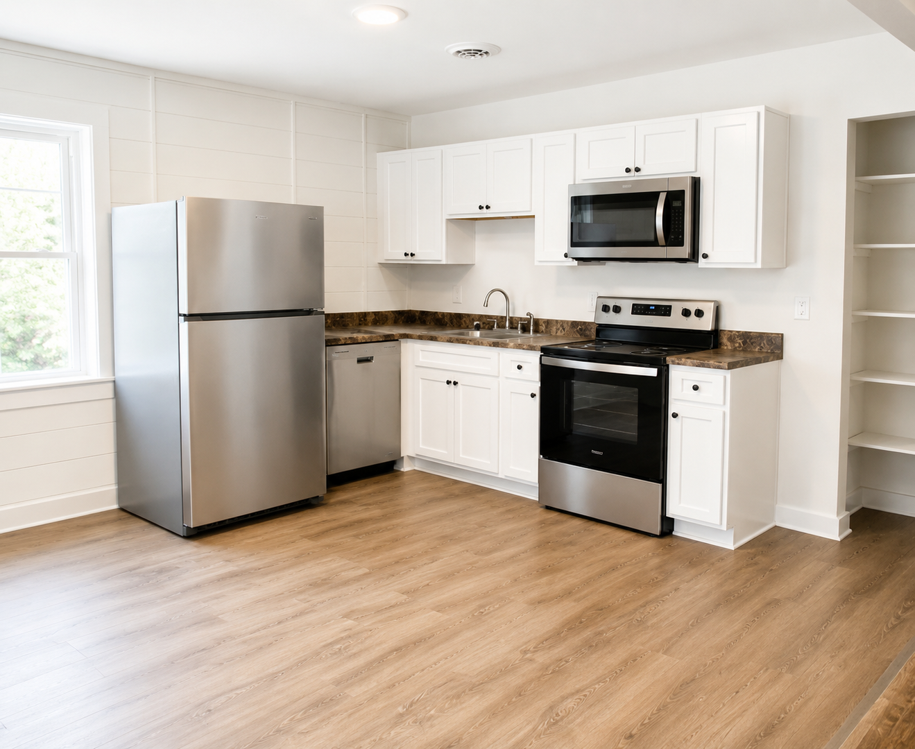 Pulaski Apartment: 130 Tenth Street