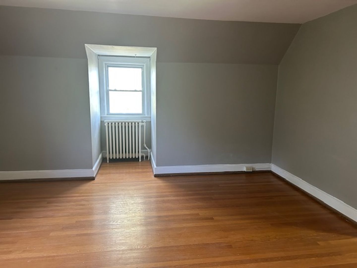 Radford Apartment: 1301 Pickett Street
