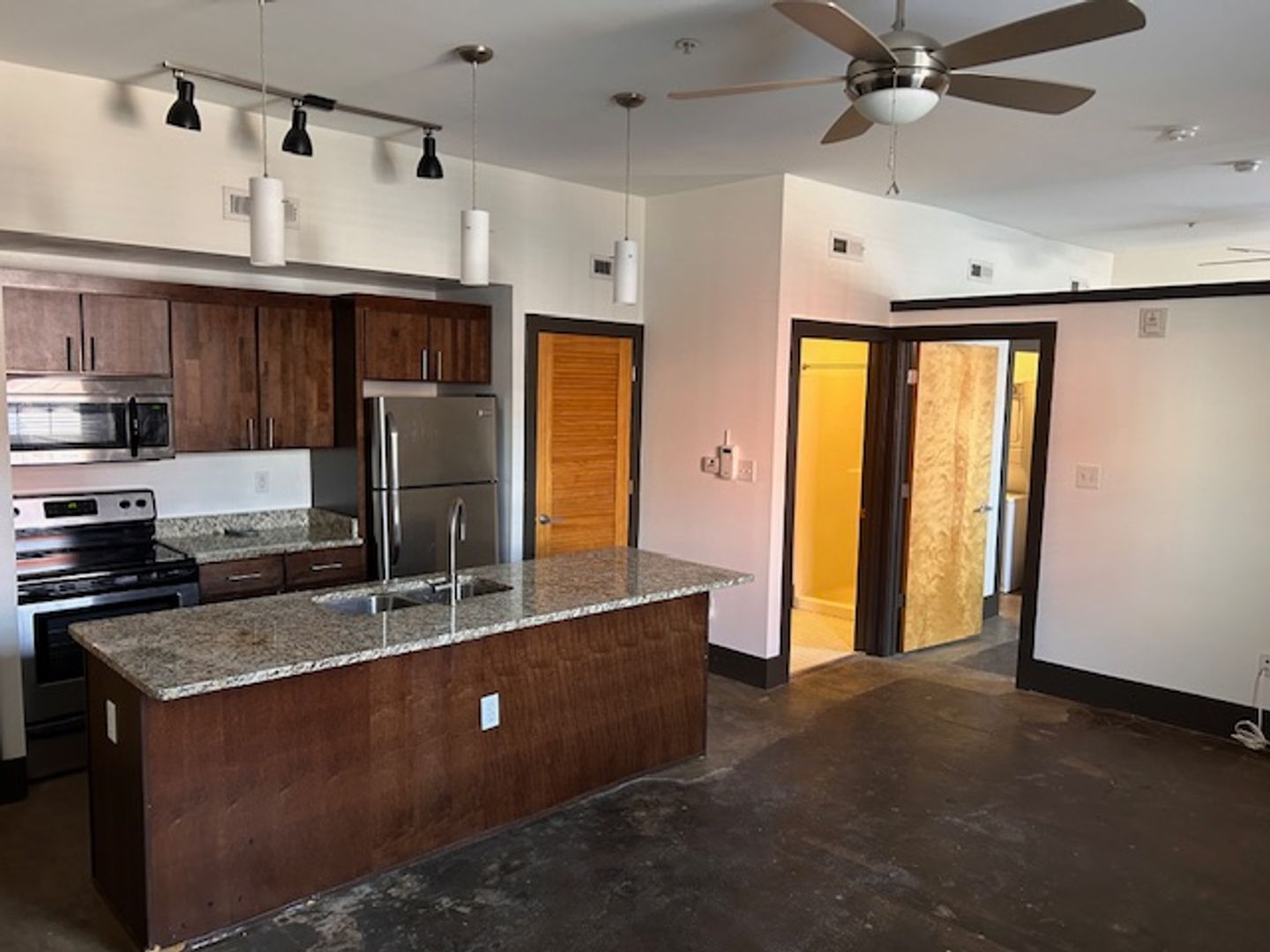 Richmond Apartment: 5 West Marshall Street