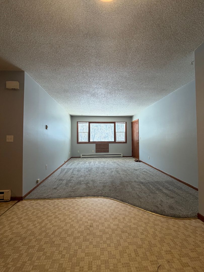 Fairchild Apartment: 260 N. Front St