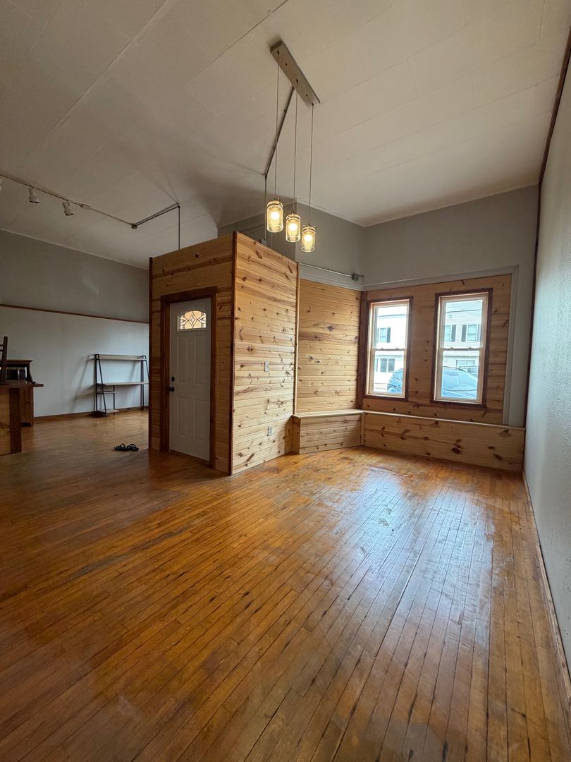 Cornell Apartment: 311 Main St