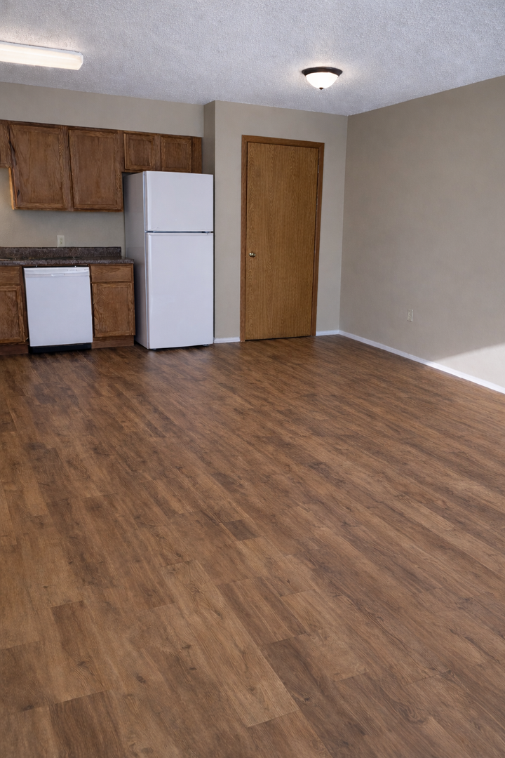 Chetek Apartment: 1012 13th St