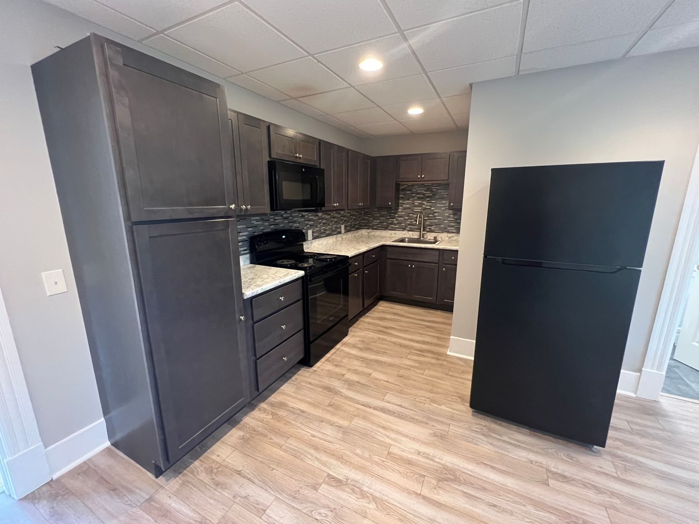 Manchester Apartment: 68 Kenney Street