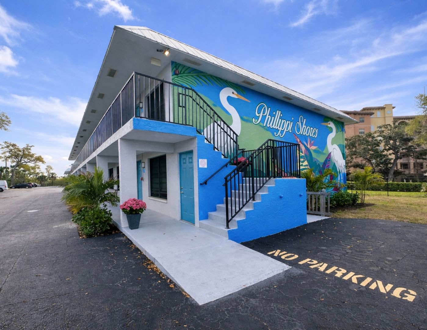 Sarasota Apartment: 1860-1872 Phillippi Shores Drive