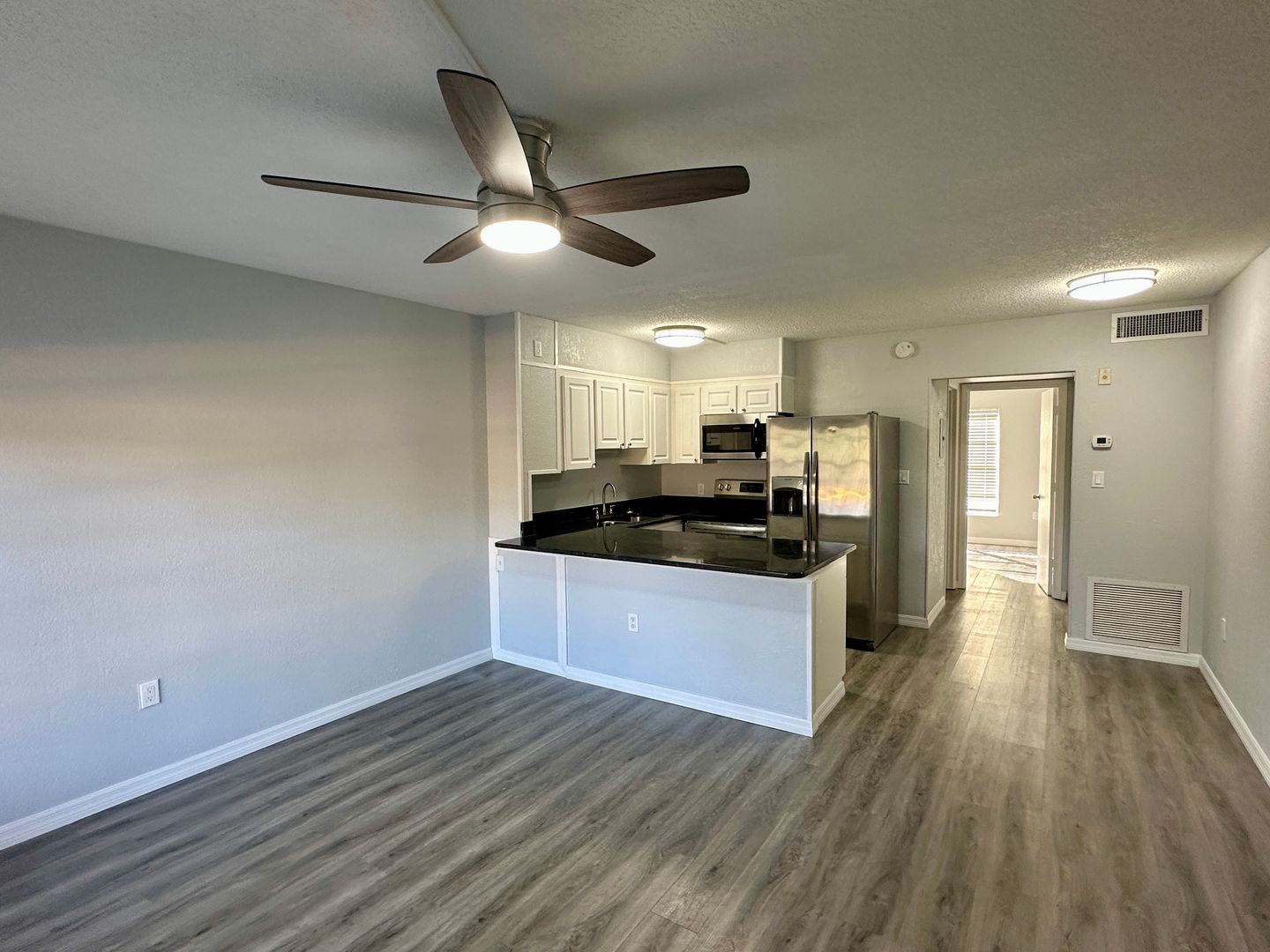 Sarasota Apartment: 1860-1872 Phillippi Shores Drive