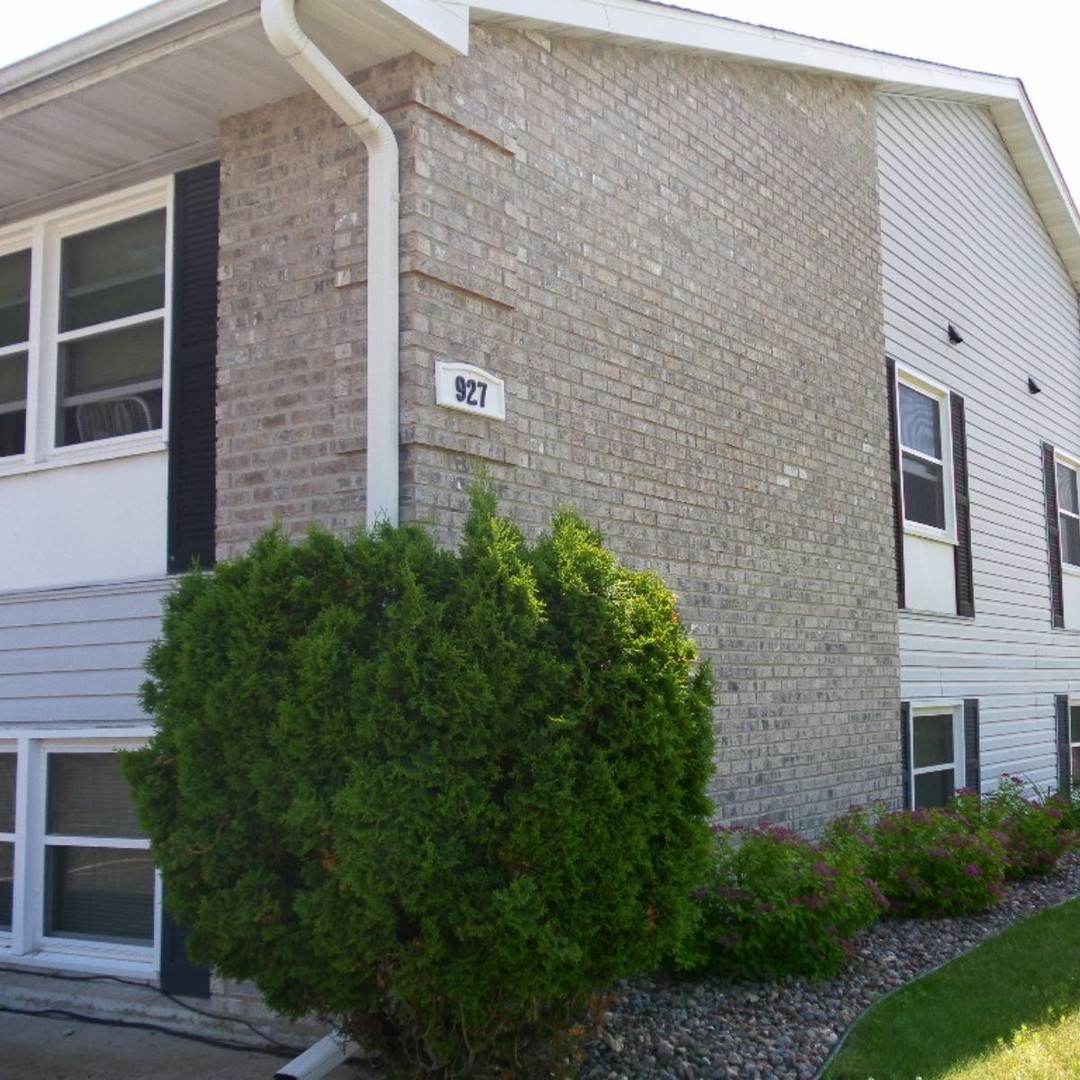 Altoona Apartment: 927 Briar Lane