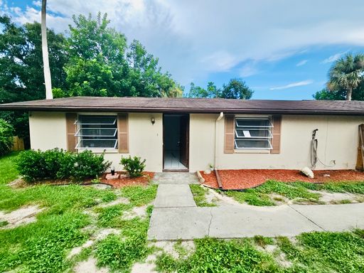 Recently Renovated 2-Bedroom Home Near Downtown New Port Richey – photo 1
