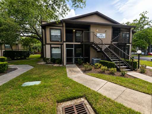 Discount on Application fees - Apply today for a 2 bed, 2 bath condo! – photo 1