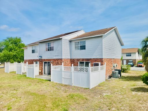 Move In Now & Get $375 OFF OR 15 Days FREE Rent! – photo 1