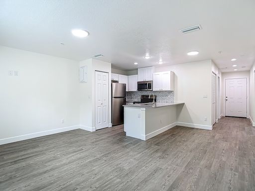 Work From Home in Comfort – $0 Move-In! – photo 1