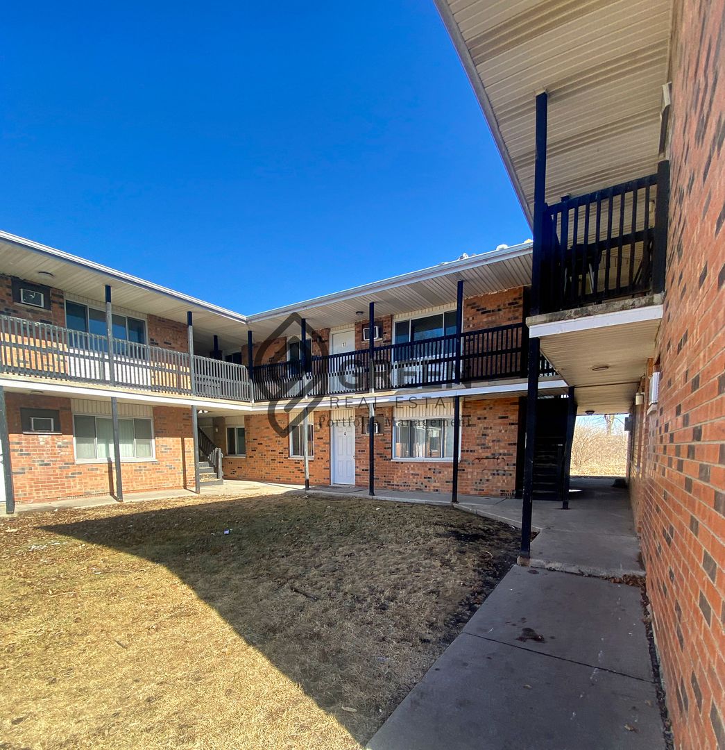 Kankakee Apartment: 2779 Cooper Dr.