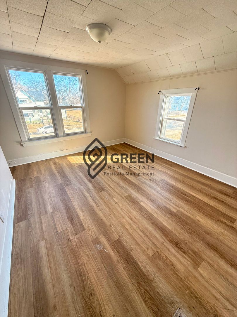 Kankakee Apartment: 641-645 N Indian Ave