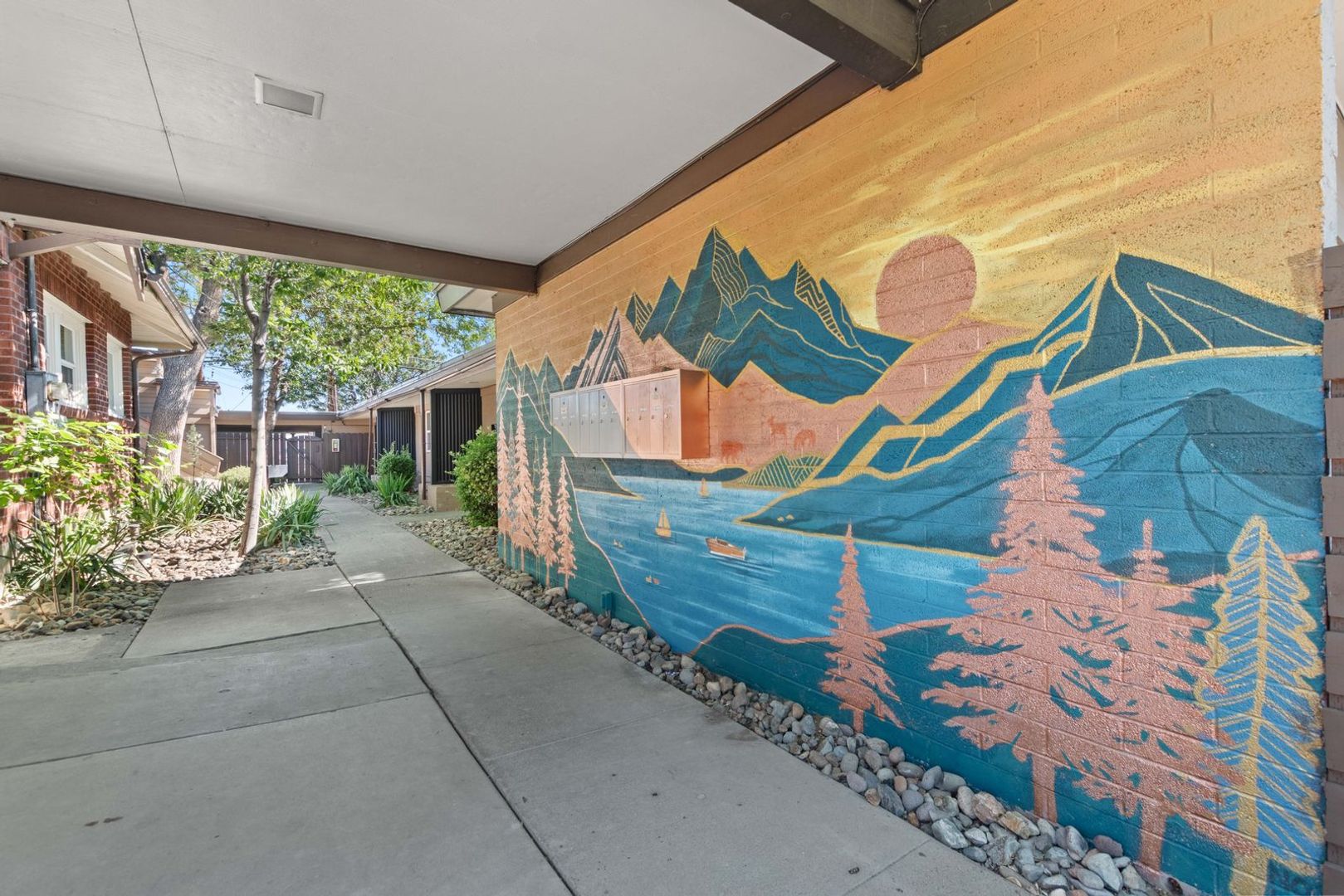 Reno Apartment: 65 Caliente Street