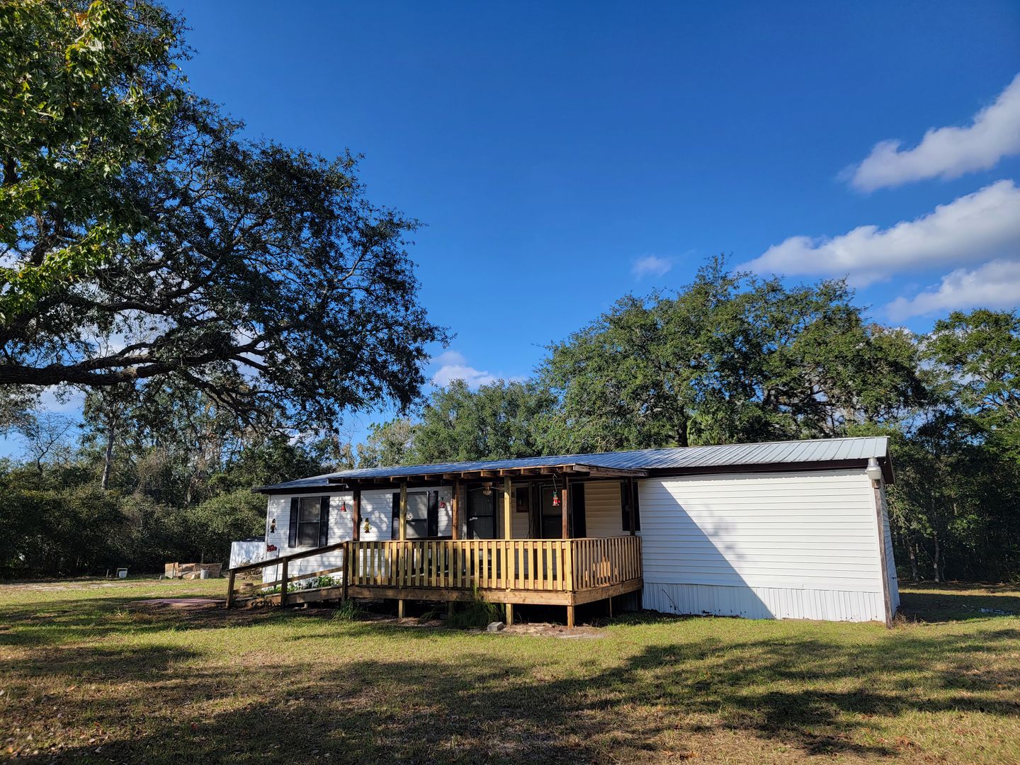 Lecanto House: 1649 W High Acres St