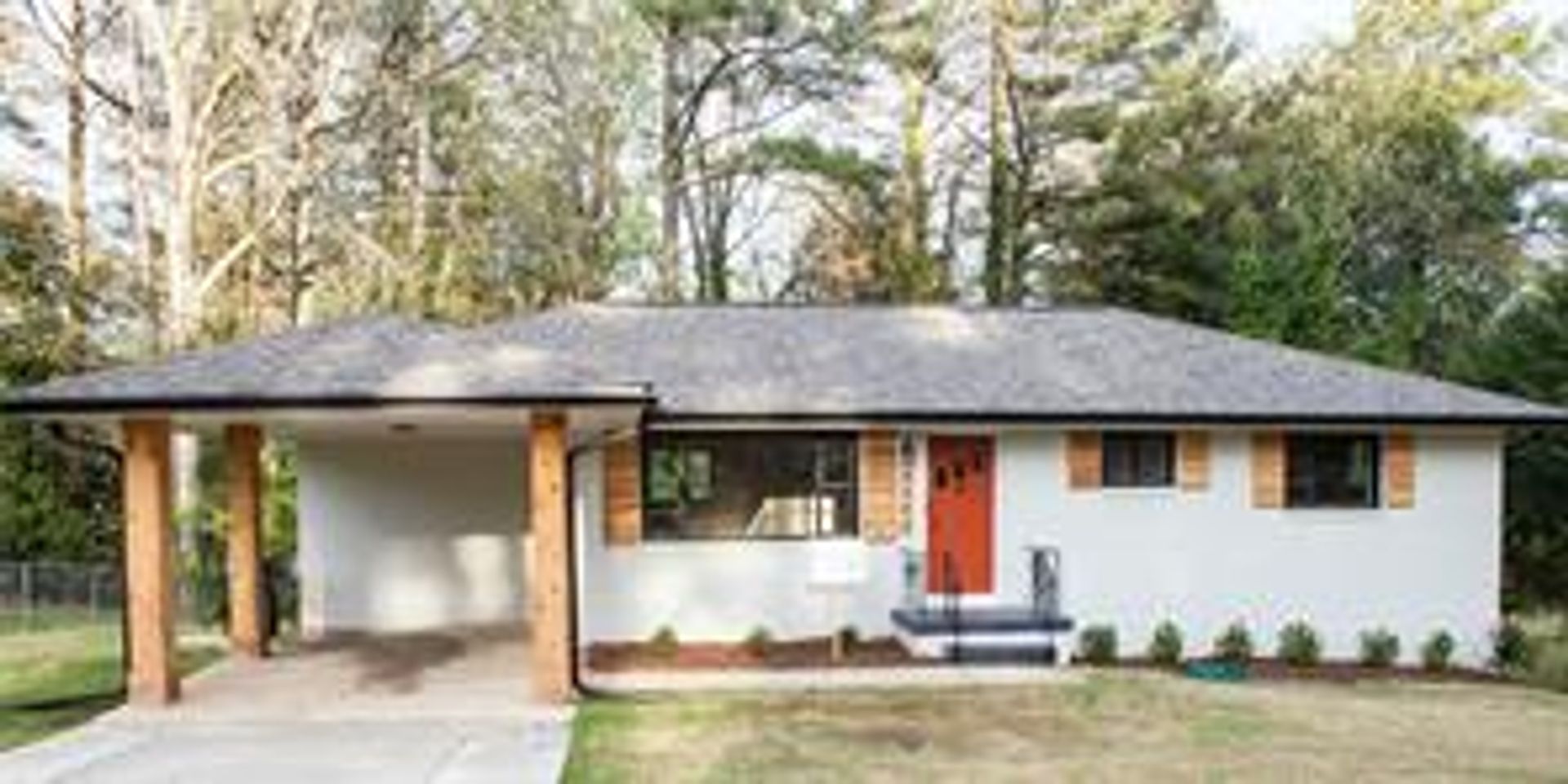 East Point House: 2562 Farley Street