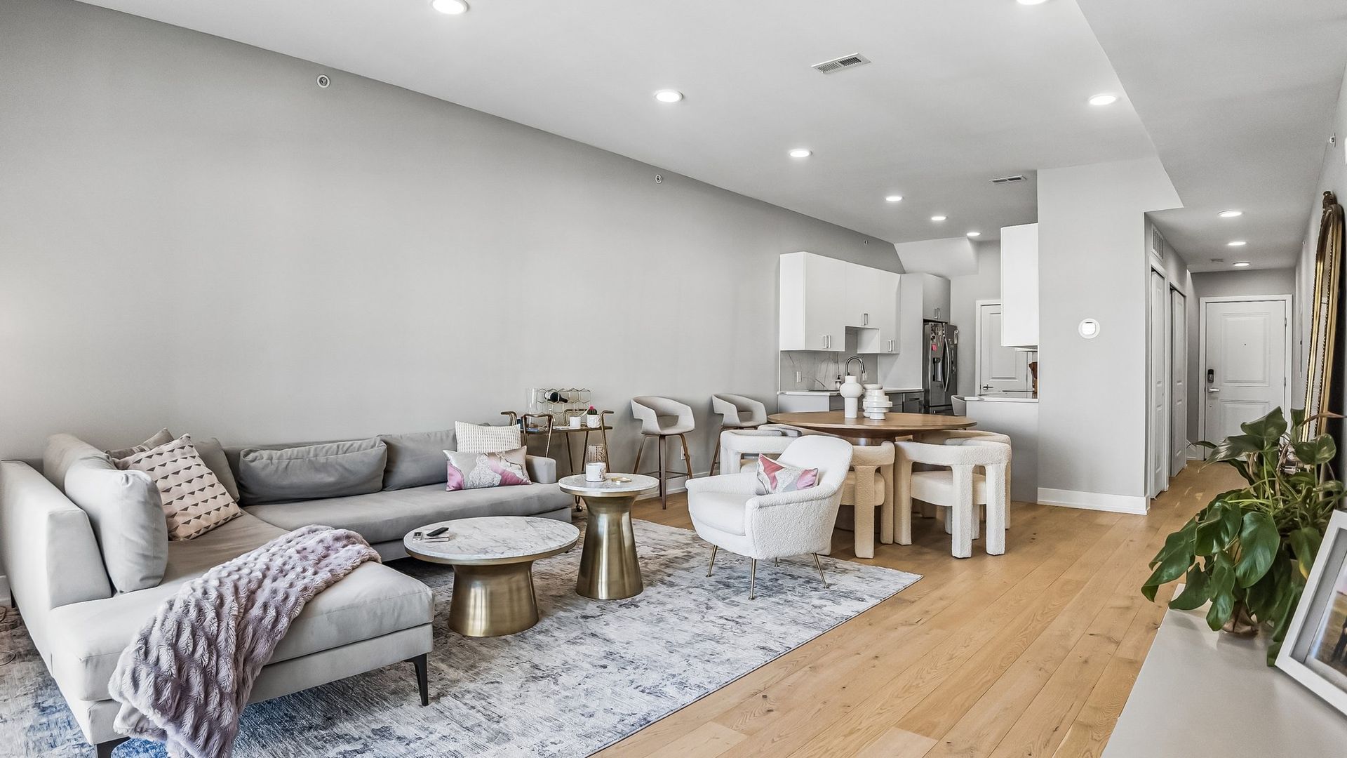 Philadlephia Condo: 700 Moyer St
