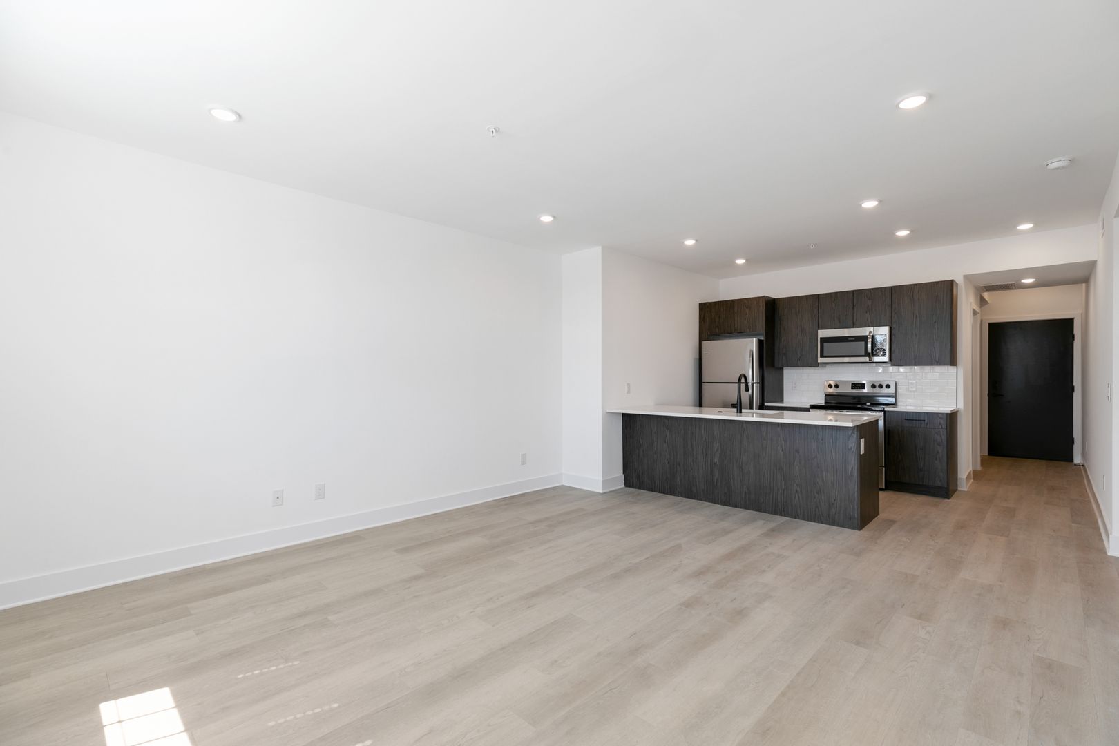 Philadelphia Apartment: 3051 Richmond St