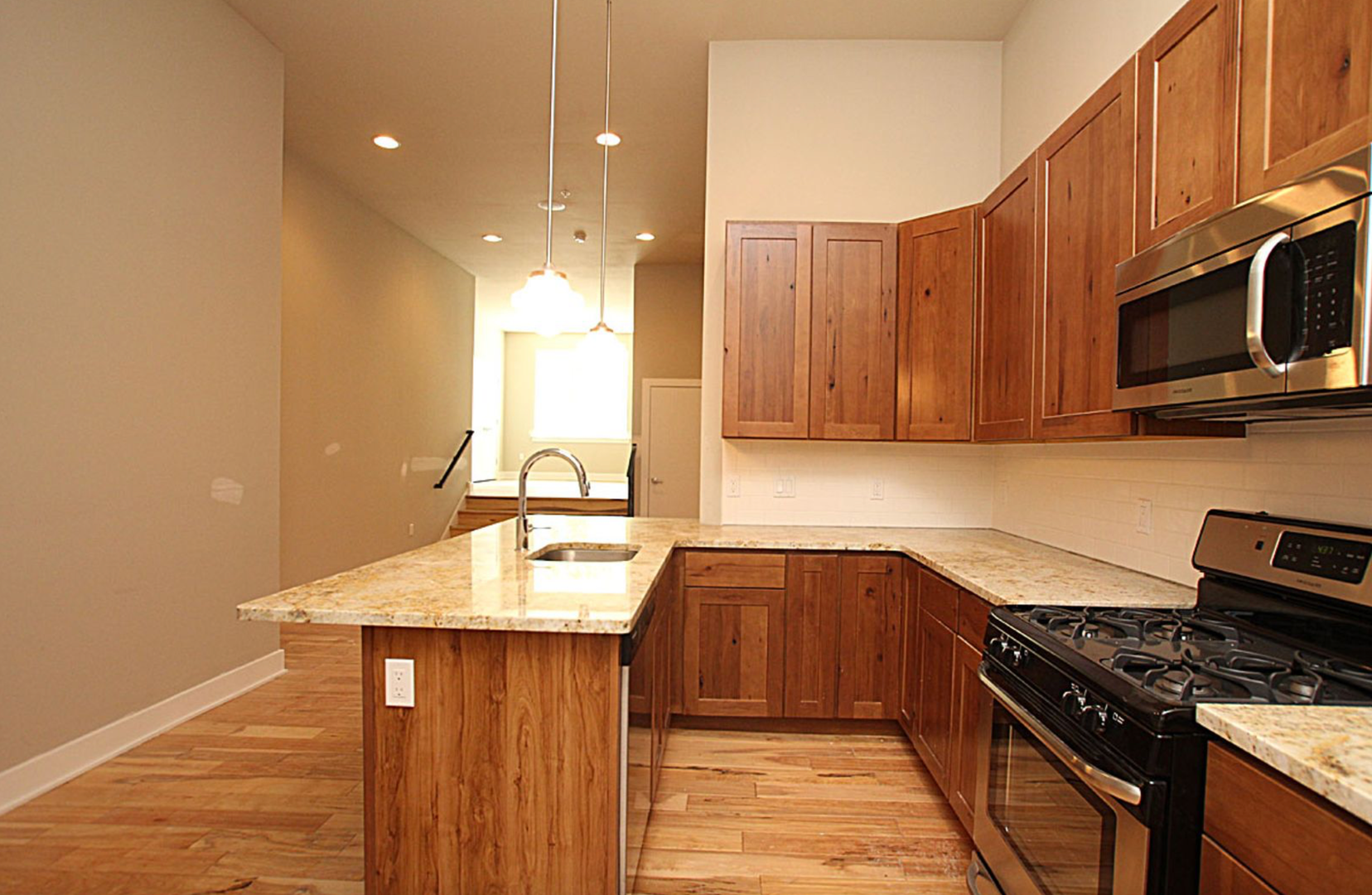 Philadelphia Apartment: 2701 W Girard Ave