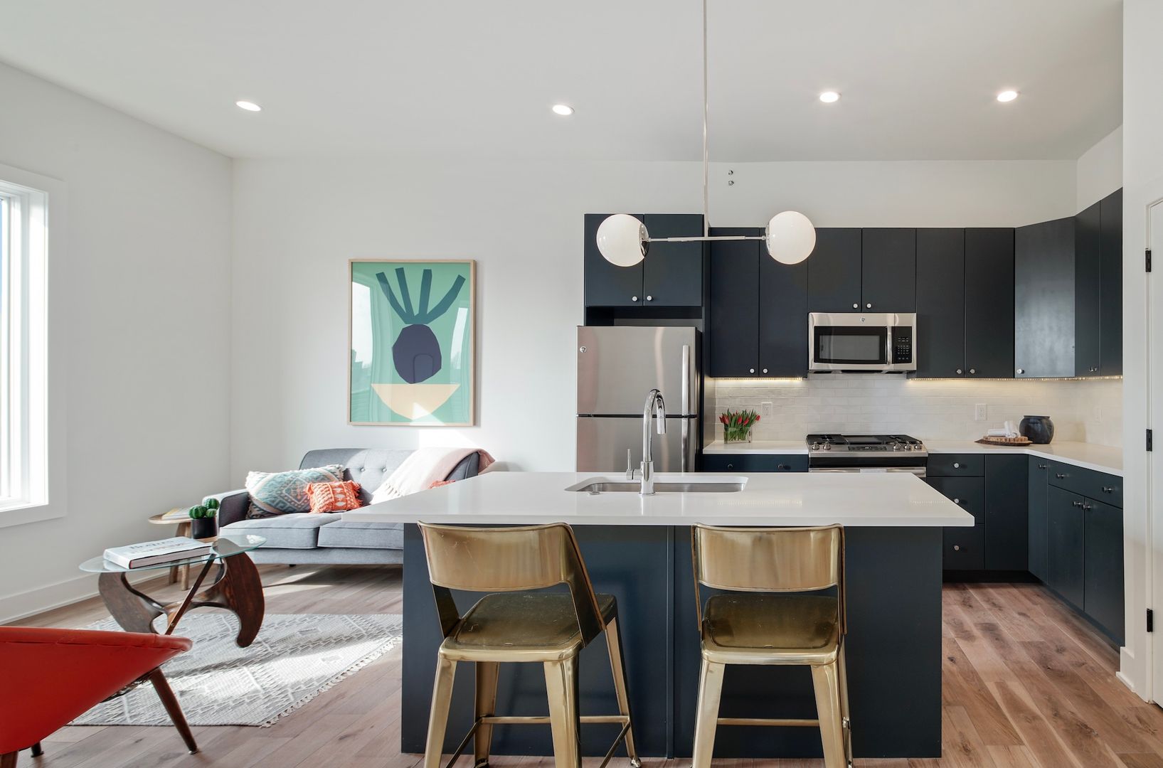 Philadelphia Apartment: 1824 N Front St