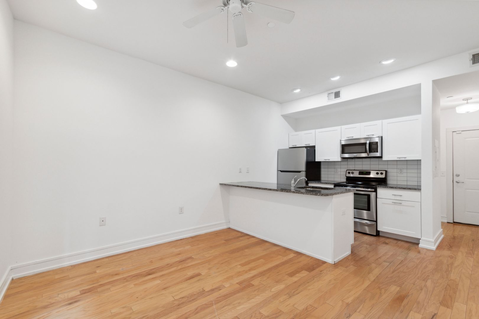Philadelphia Apartment: 1516 N 15th St