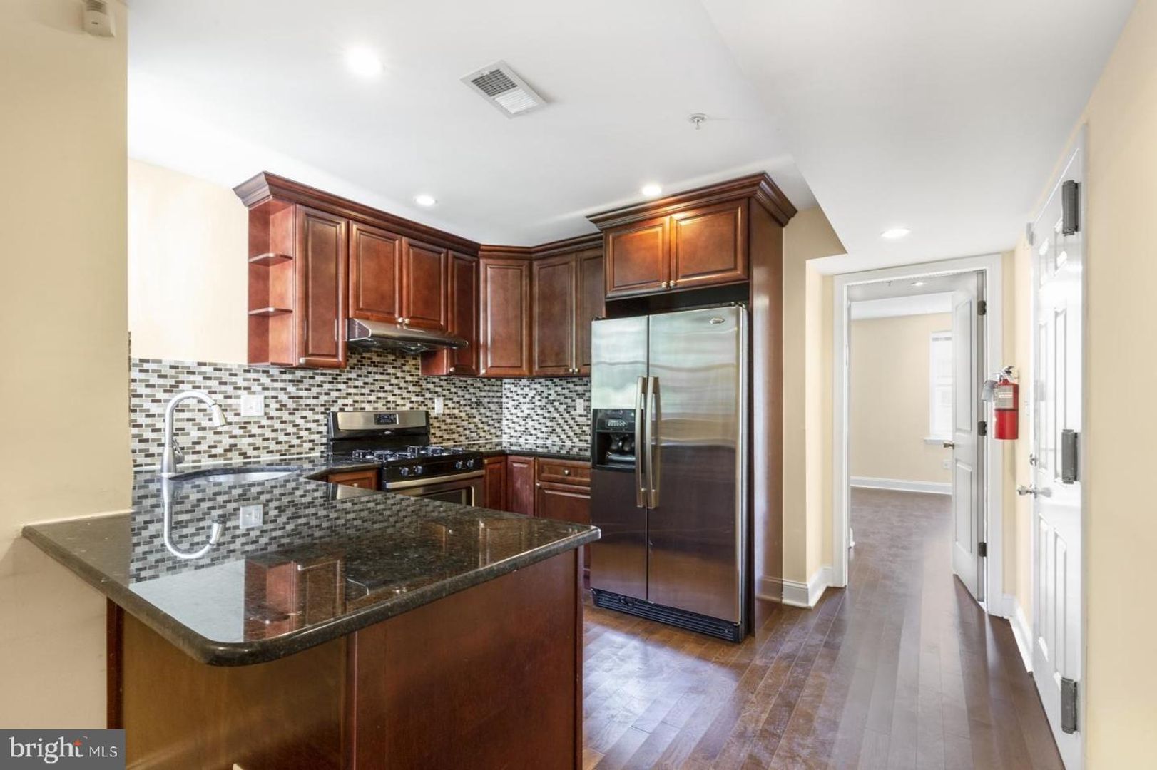 Philadelphia Apartment: 1523 Ellsworth St