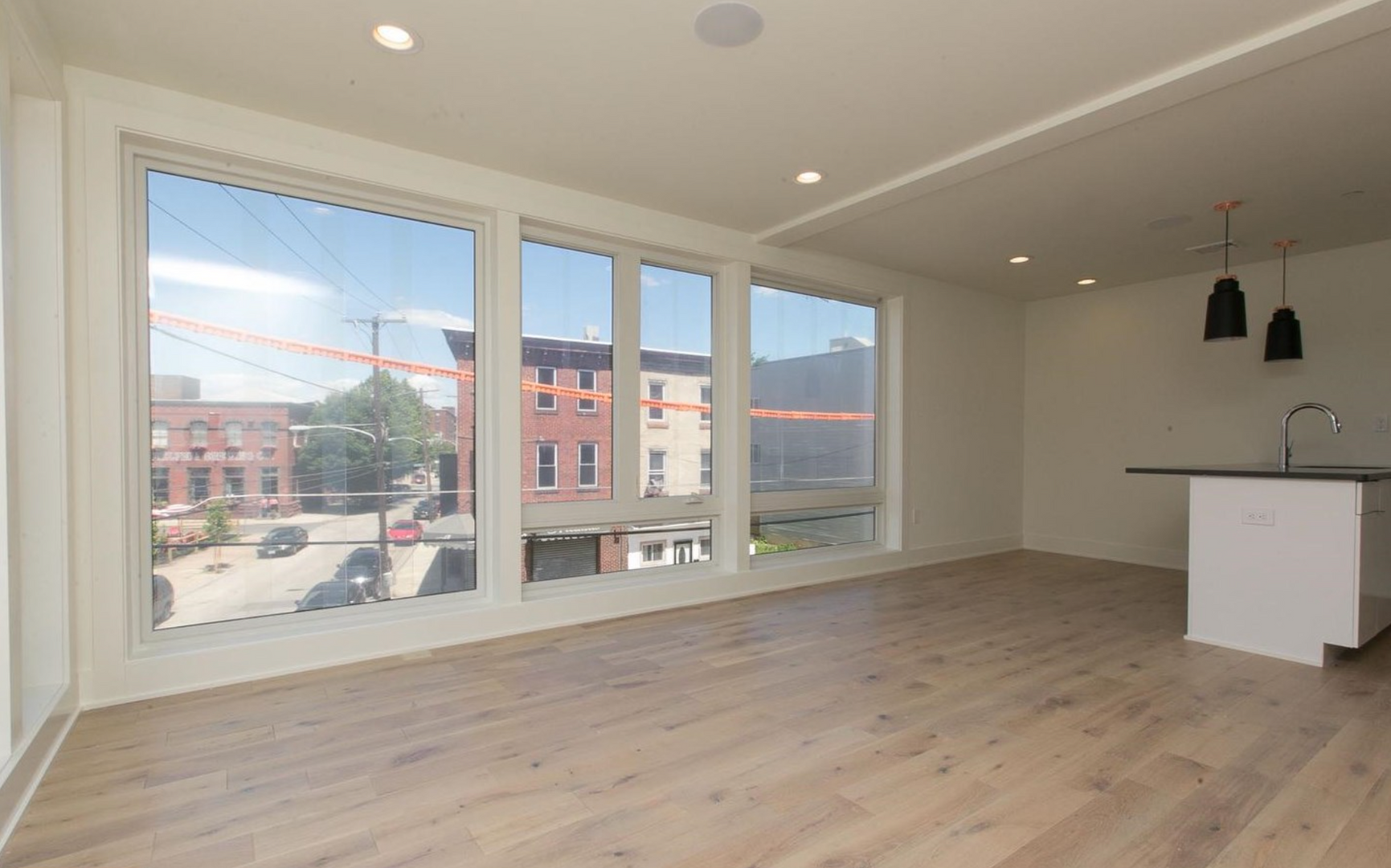 Philadelphia Apartment: 2433 Frankford Ave