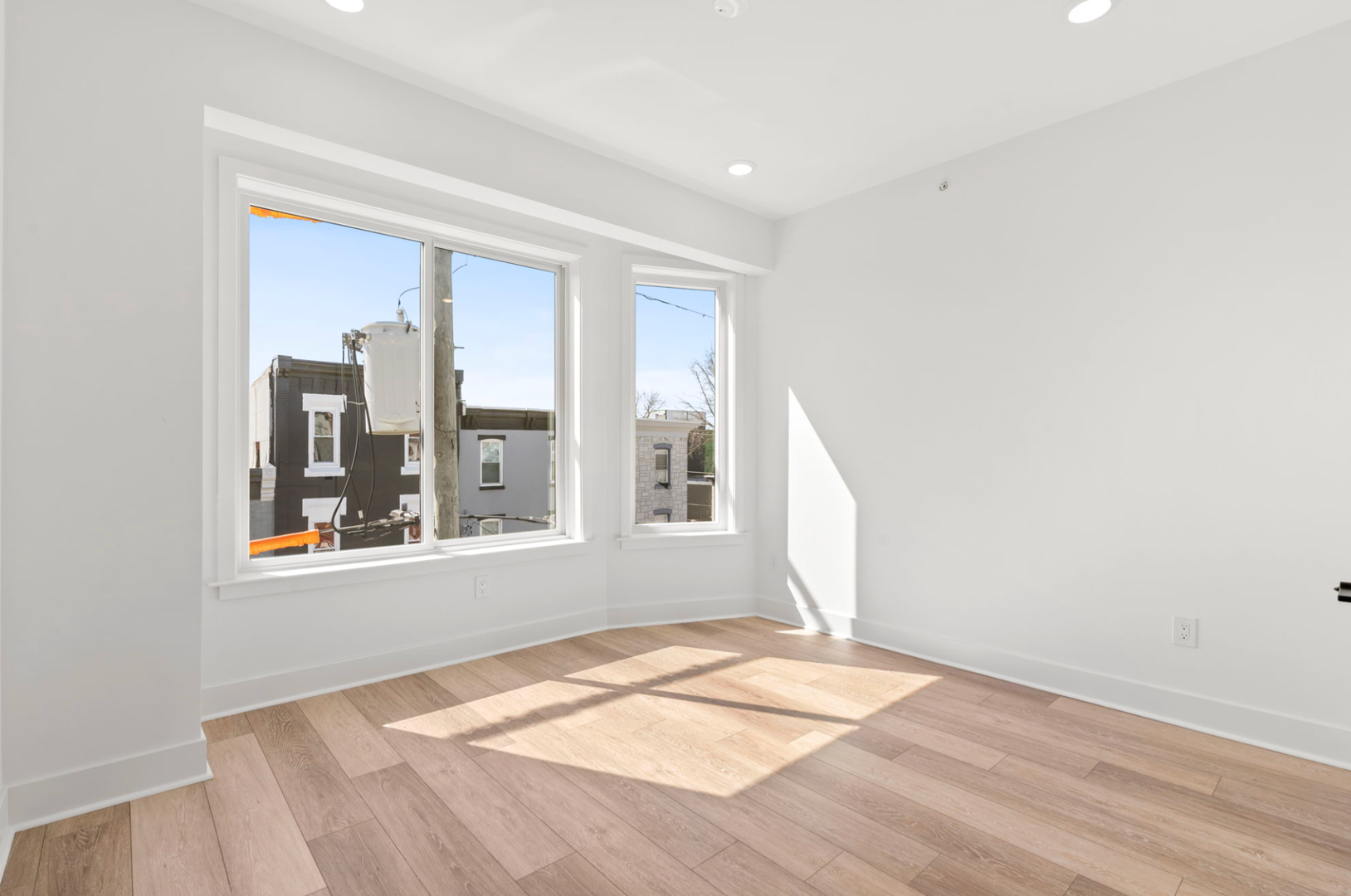 Philadelphia Apartment: 5034 Florence Ave