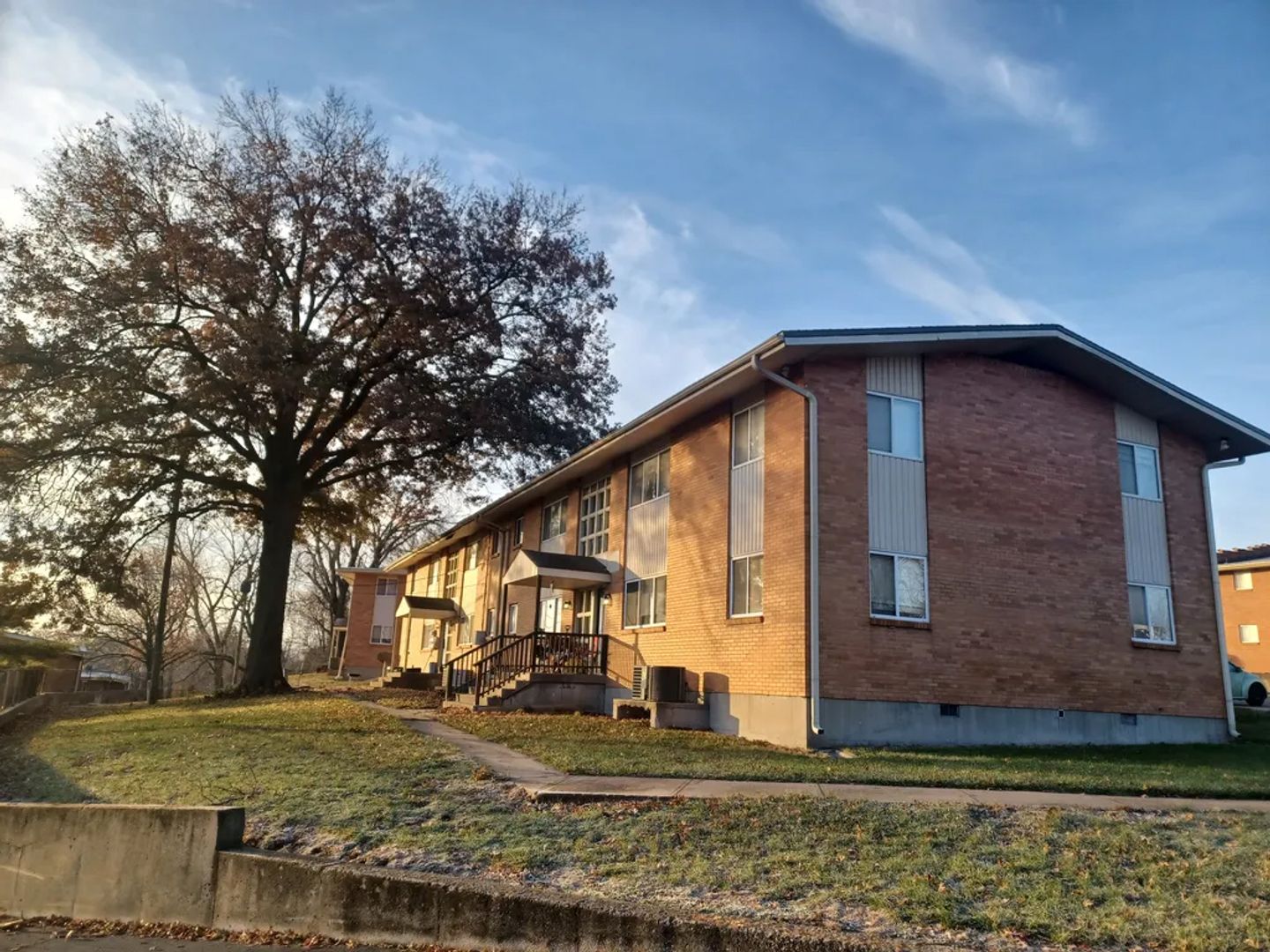 Riverside Apartment: 5133 NW Kalivas Circle