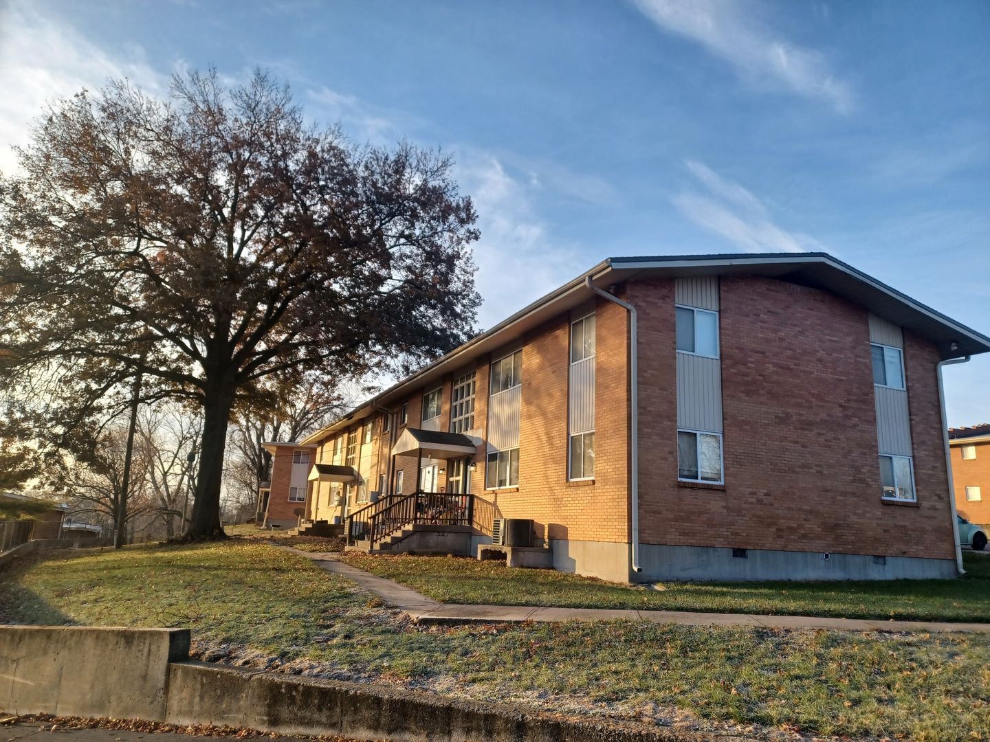 Riverside Apartment: 5133 NW Kalivas Circle