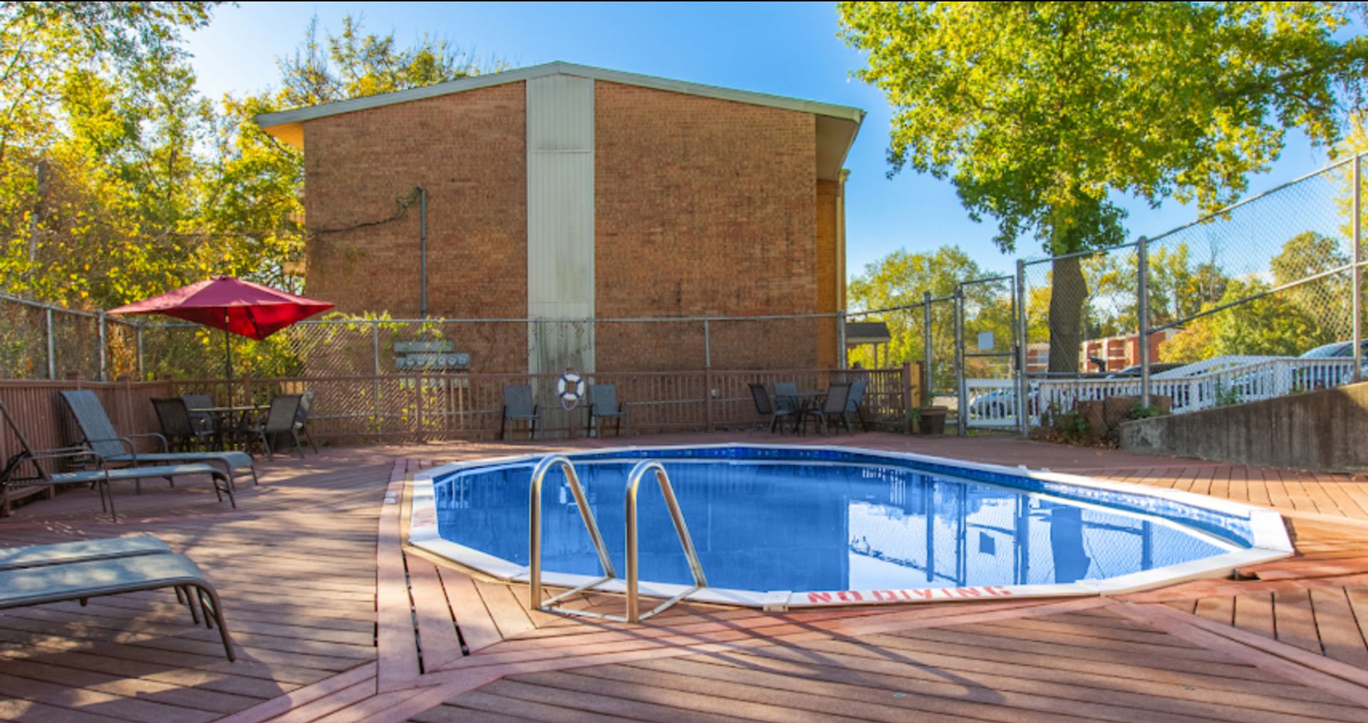 Riverside Apartment: 5133 NW Kalivas Circle