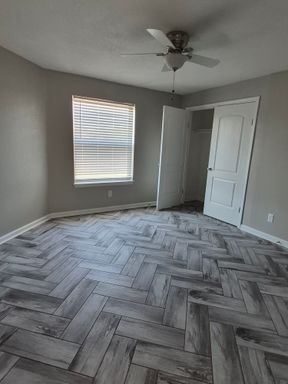 2 Bedroom, 1 Bathroom Unit / Newly Renovated - Westgate Village Apartments – photo 1