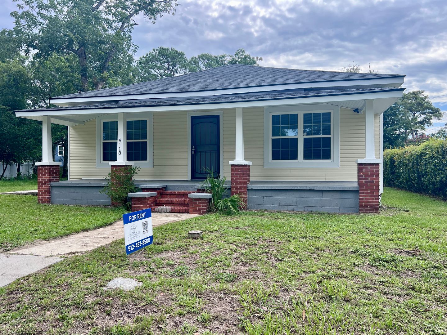 Savannah House: 4118 Columbia Ave