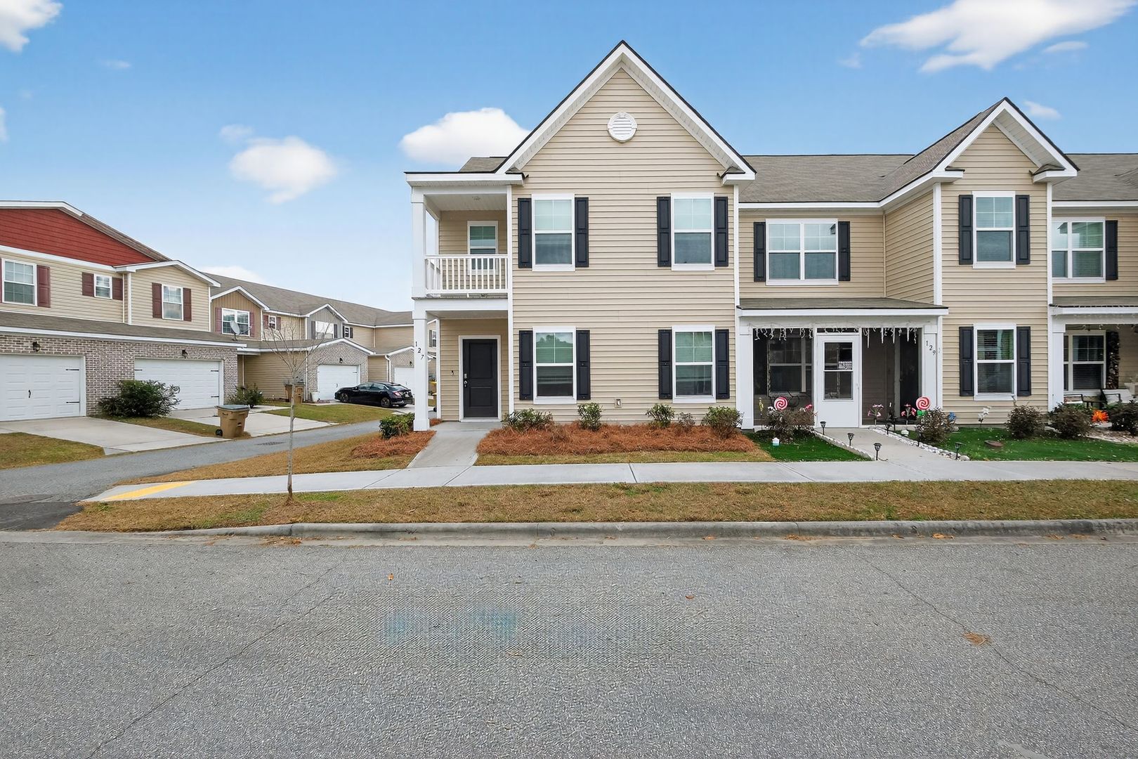 Port Wentworth Townhome: 127 Birch Circle