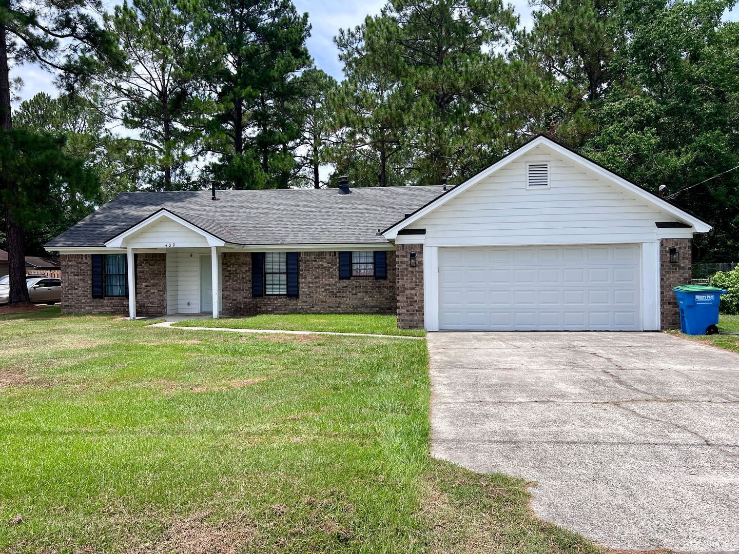 Bloomingdale House: 409 Oak Street