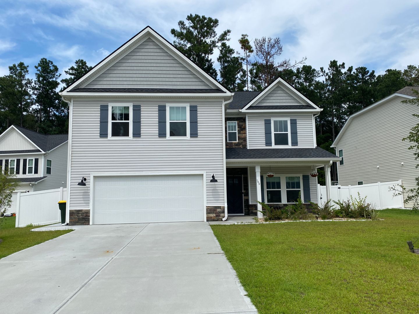 Pooler House: 140 Pickett Fence Ln