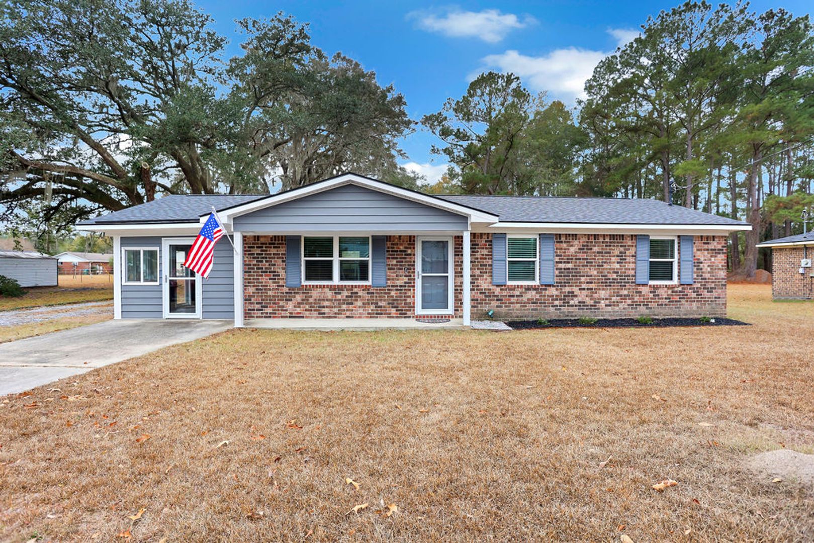 Rincon House: 209 Middleground Road