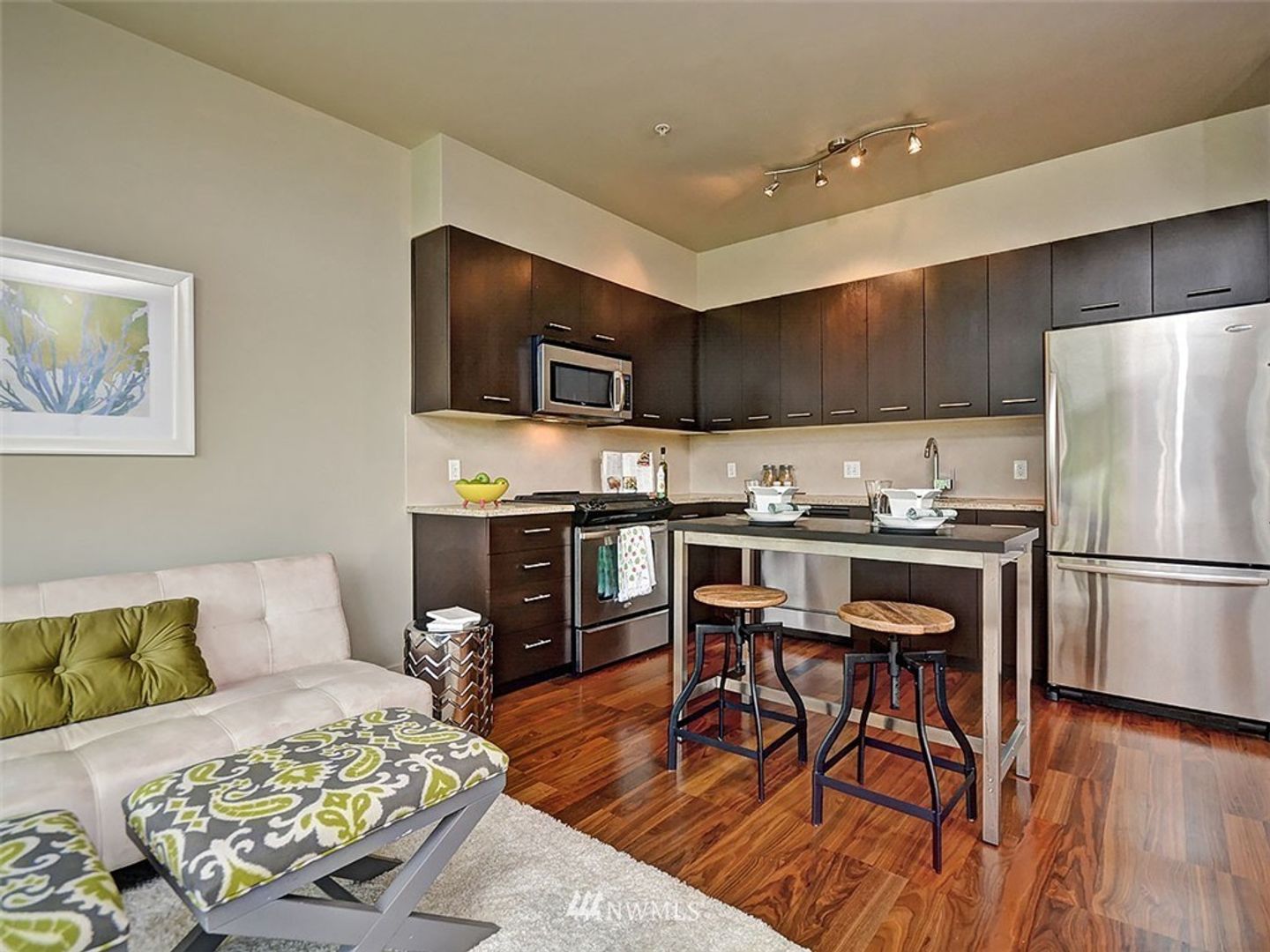 Seattle Condo: 2960 Eastlake Ave E #305