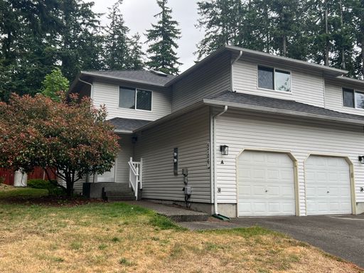 Spacious 4-Bedroom Townhome in Edmonds | Mukilteo School District | Available NOW – photo 1