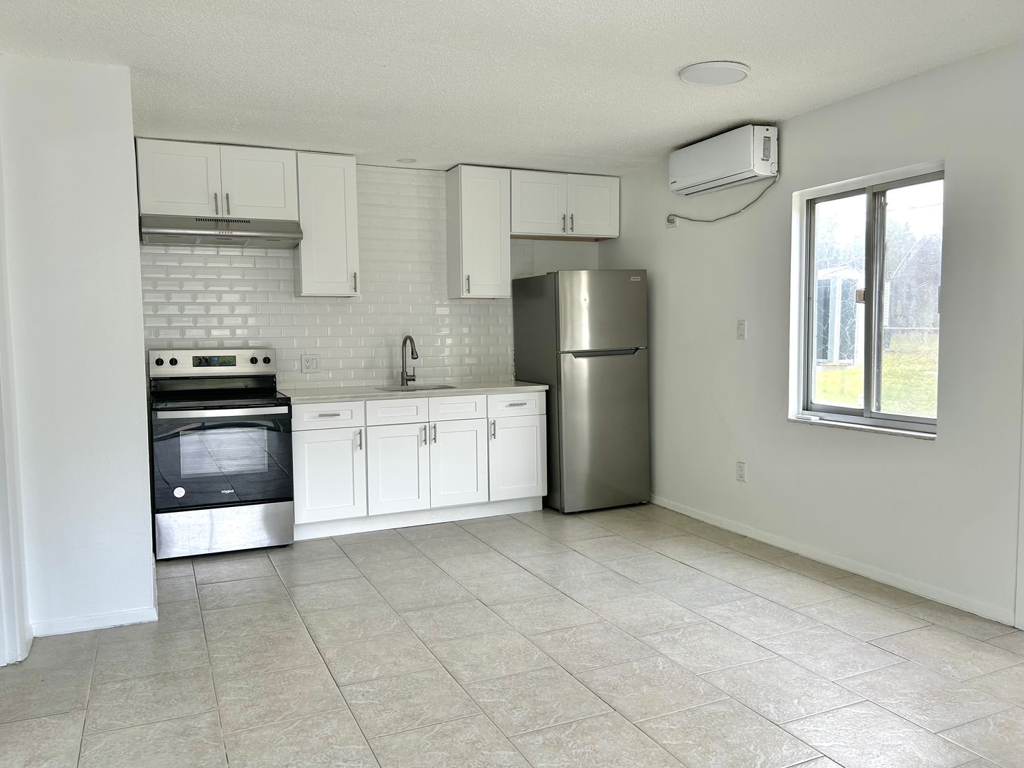 Belleview Apartment: SE Drew Rd