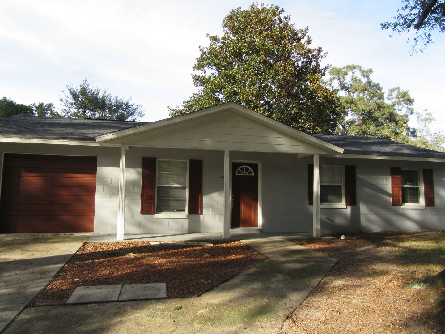Ocala House: 1309 NE 20th St