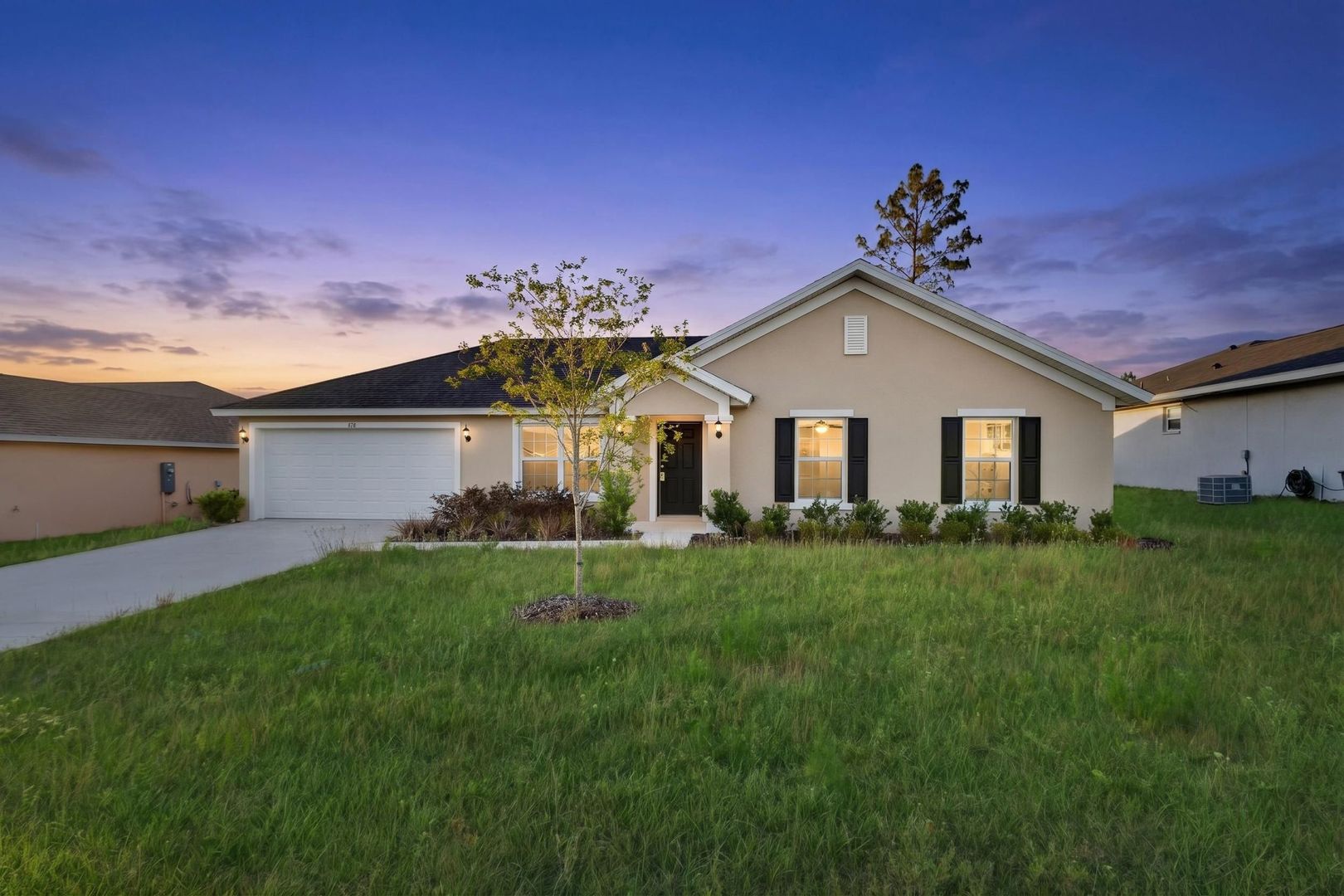 Citrus Springs House: 678 W Walkertown Dr