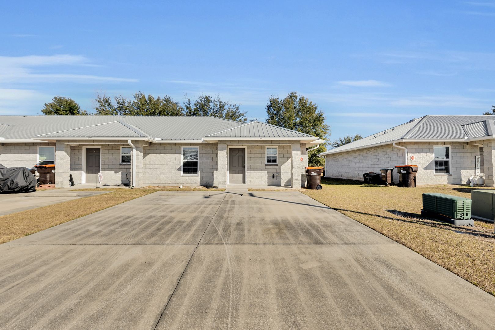 Belleview Apartment: 10537-10591 SE 67th Ct