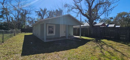 2/1 Rental In NW Ocala – photo 1