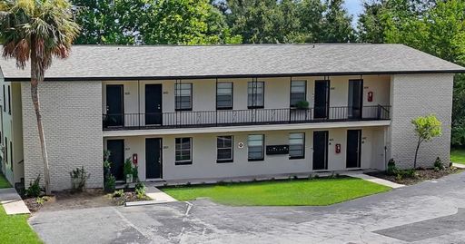 1 Bedroom Apt Near Paddock Mall – photo 1