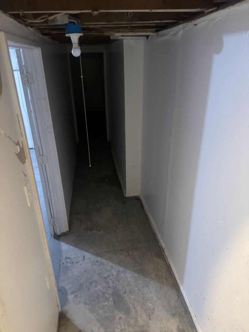 Detroit House: 16100 Glastonbury