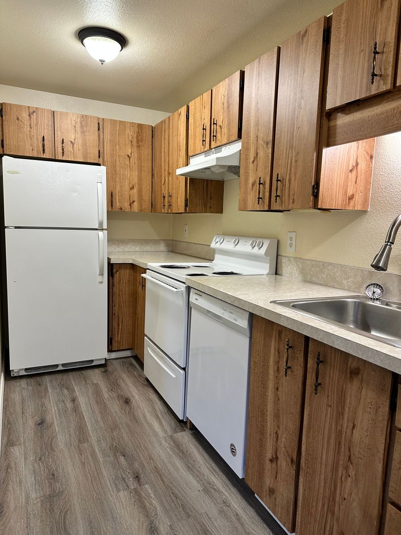 Puyallup Apartment: 12313-12325 107th Ave. Court East